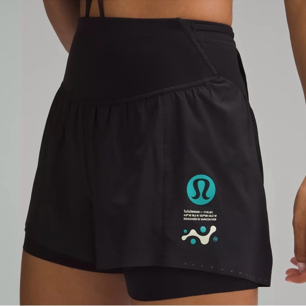 Lululemon Athletica Black Athletic Shorts Moisture-Wicking Mid-Thigh